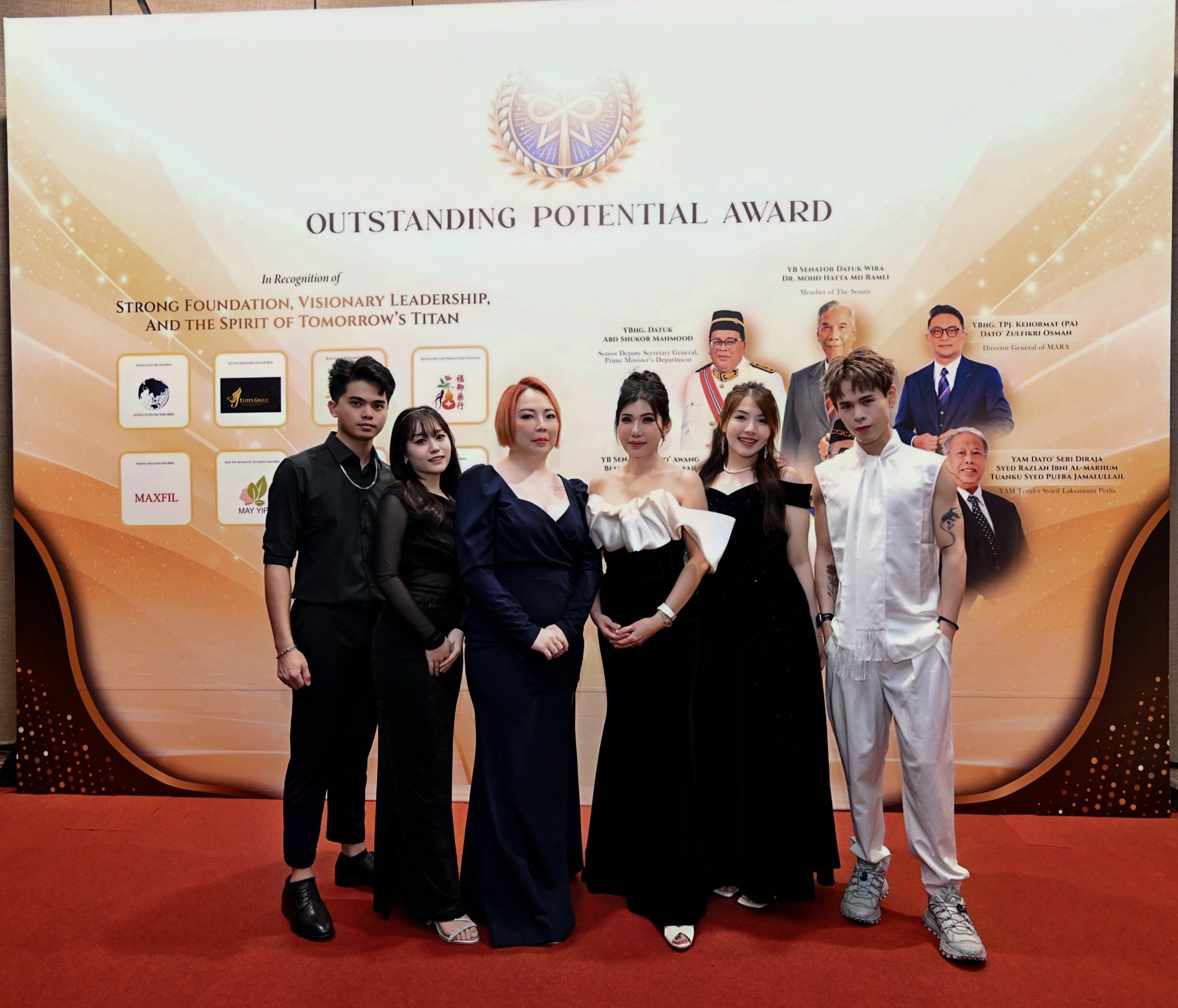 2_Photo wall (22)